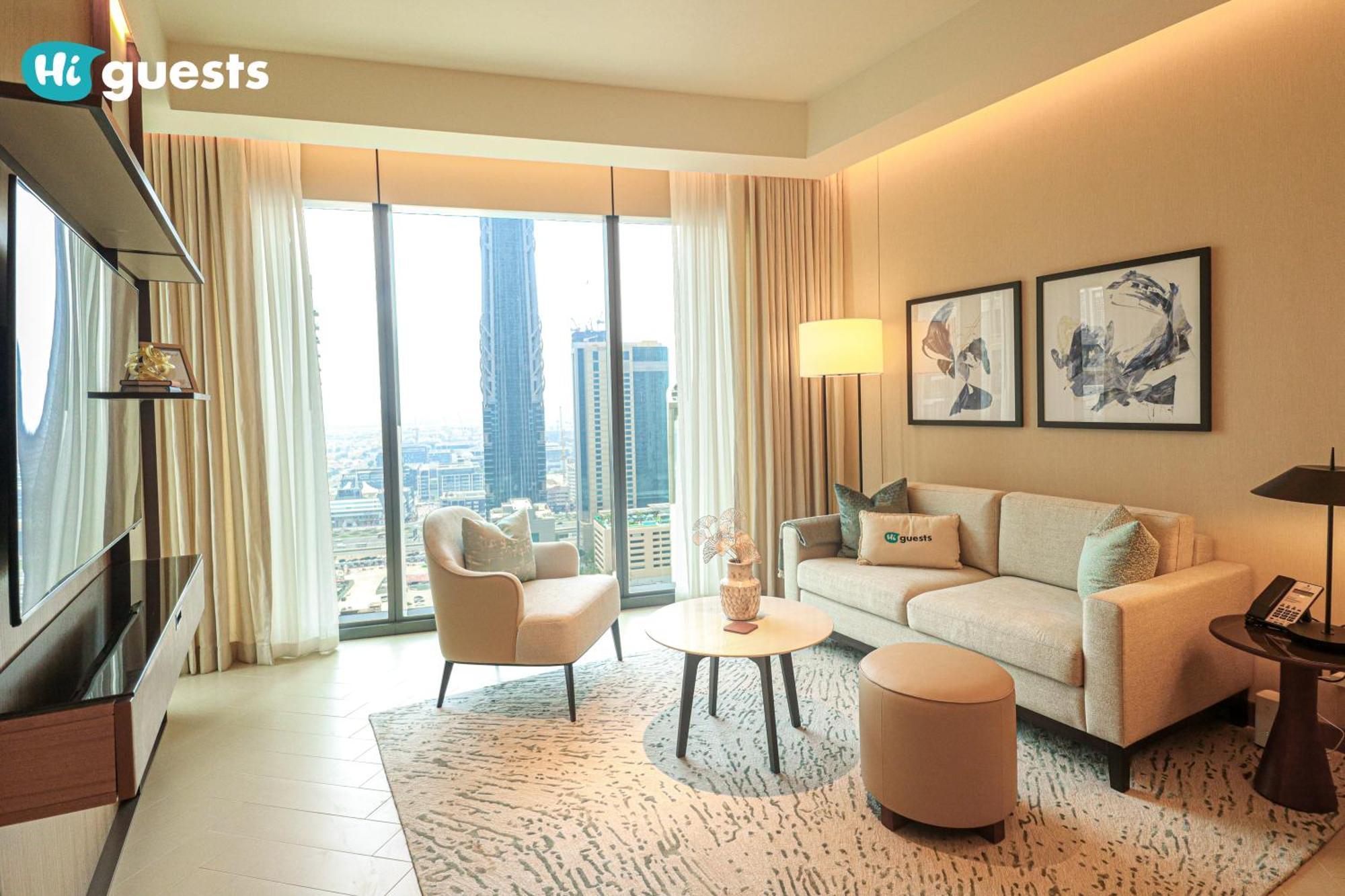 Higuests - Sky-high Experience Luxe Living On The 24th Floor Apartment